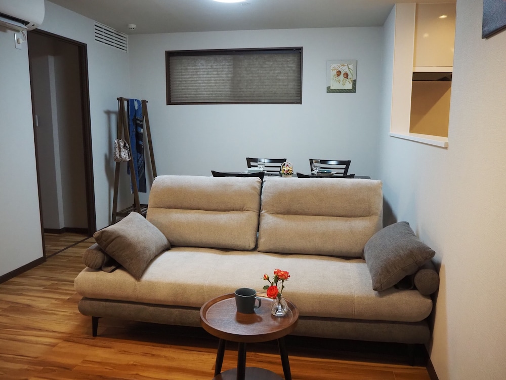 ファミリー スイート リビング エリア2 | ゆかり京都