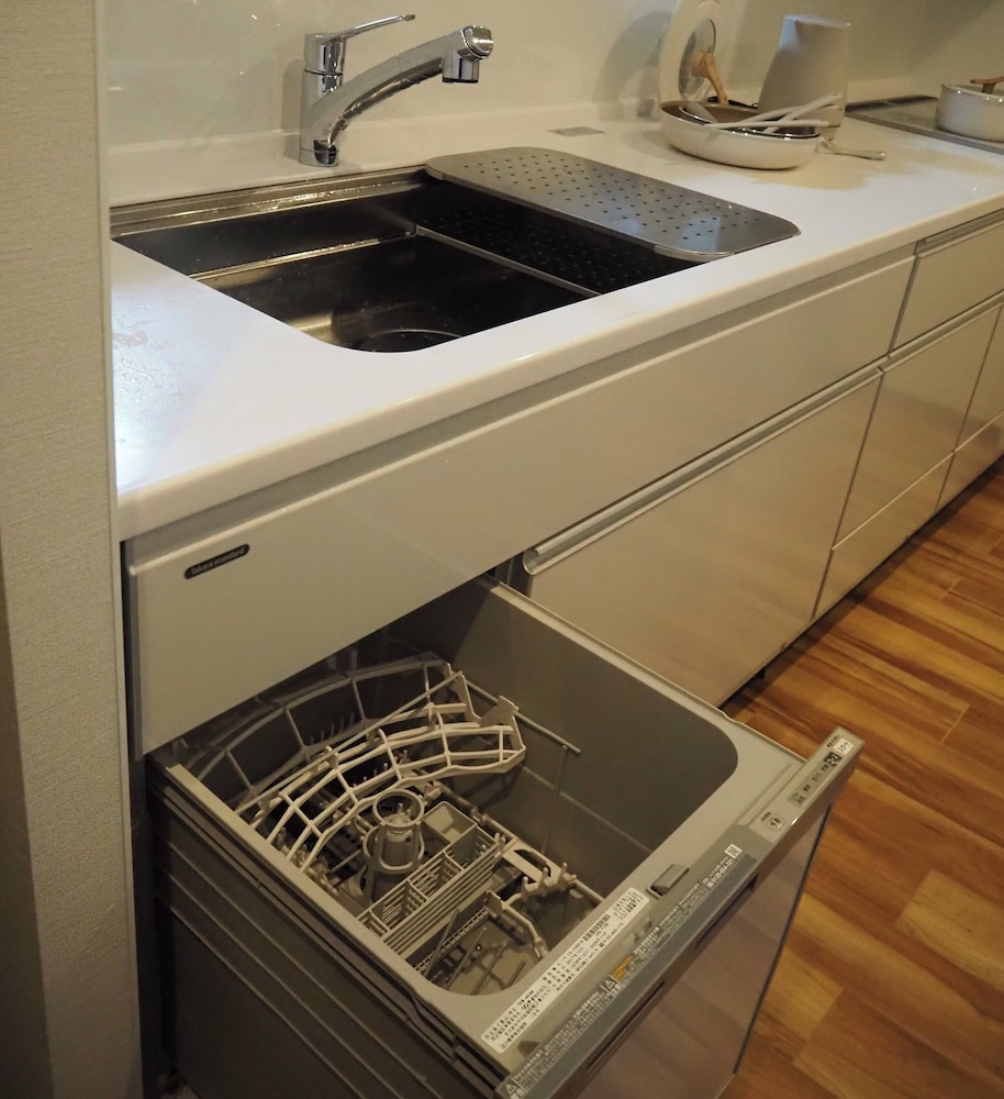 ファミリー スイート 専用キッチン1 | ゆかり京都