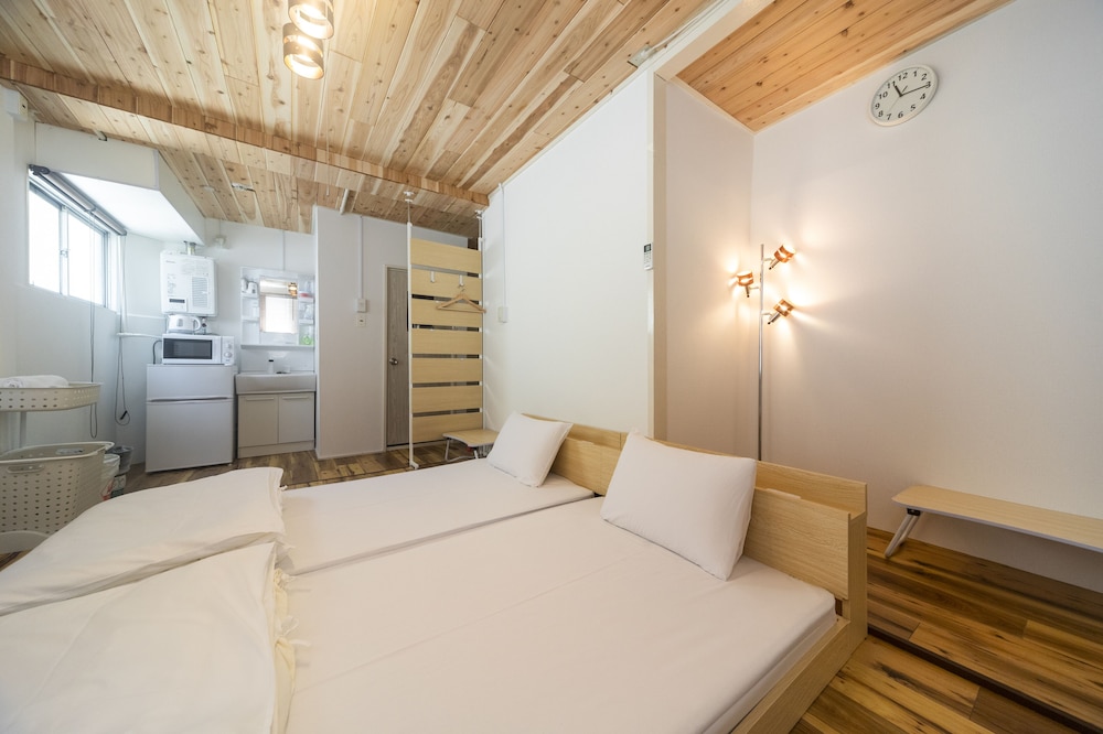 ツインルーム（7号室） 客室3 | コインズホステル天神