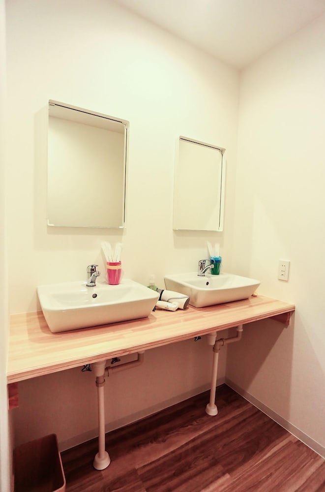 ワンベッドルームデラックスアパートメント (11号室) 客室の設備とサービス0 | コインズホステル天神