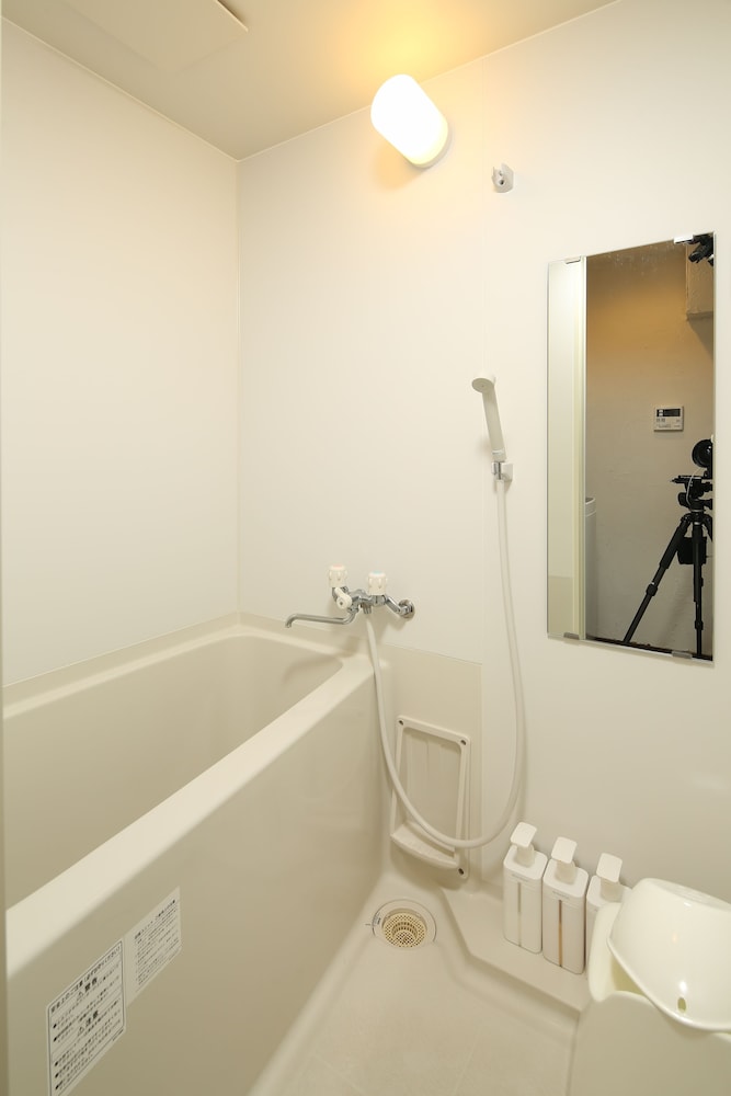 京町家一棟貸 バスルーム0 | 奏 伏見稲荷