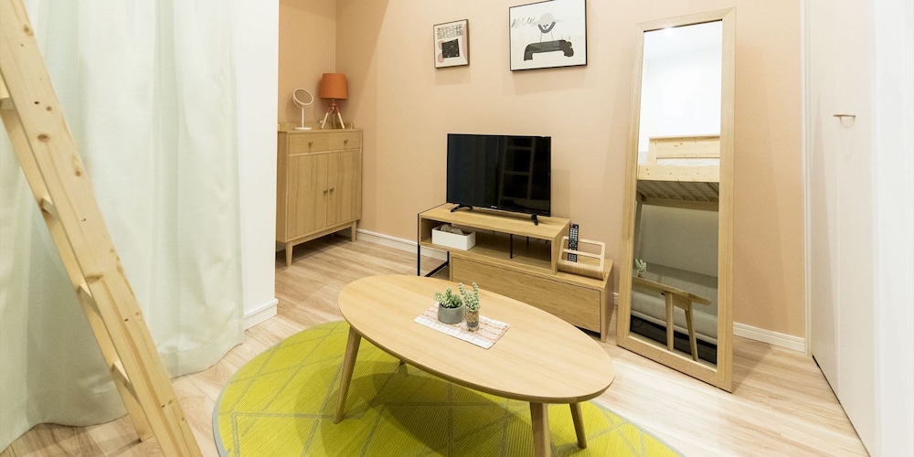 客室1 | トリップポッド高砂 B