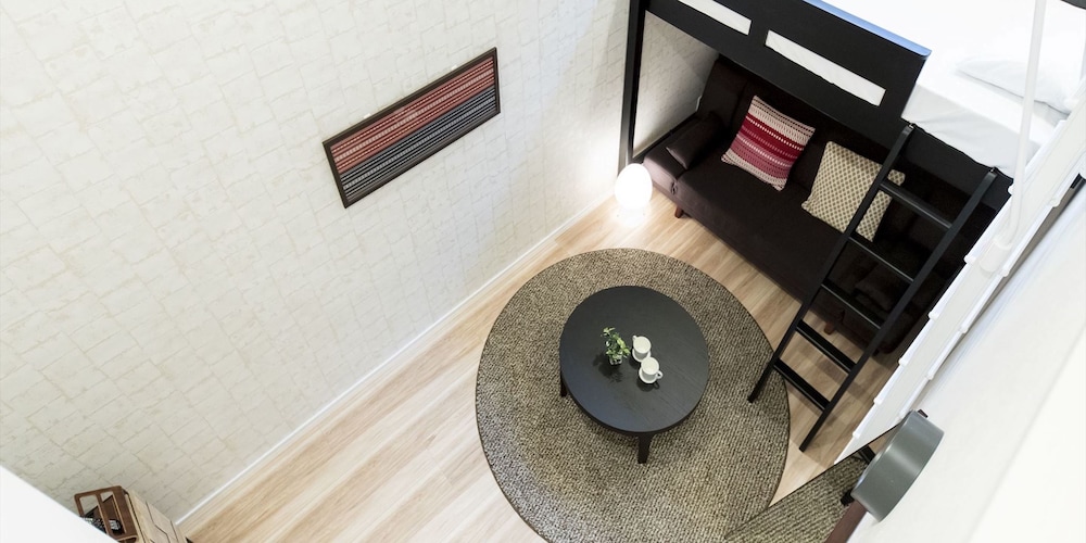 スタンダード ルーム 客室6 | トリップポッド高砂 B