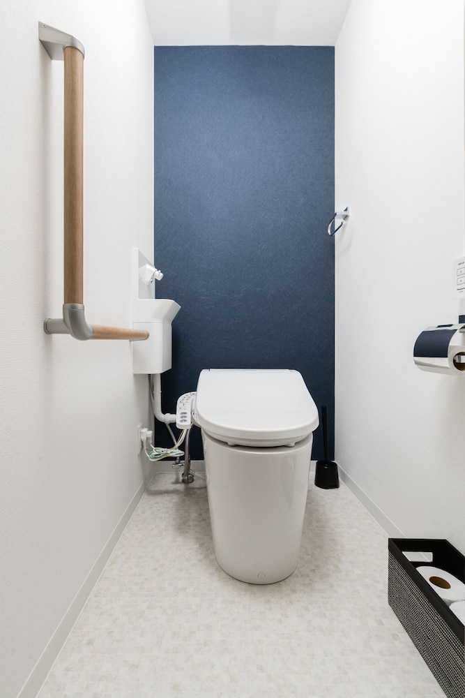 ダブルルーム バスルーム1 | ゲストハウス MIYABI