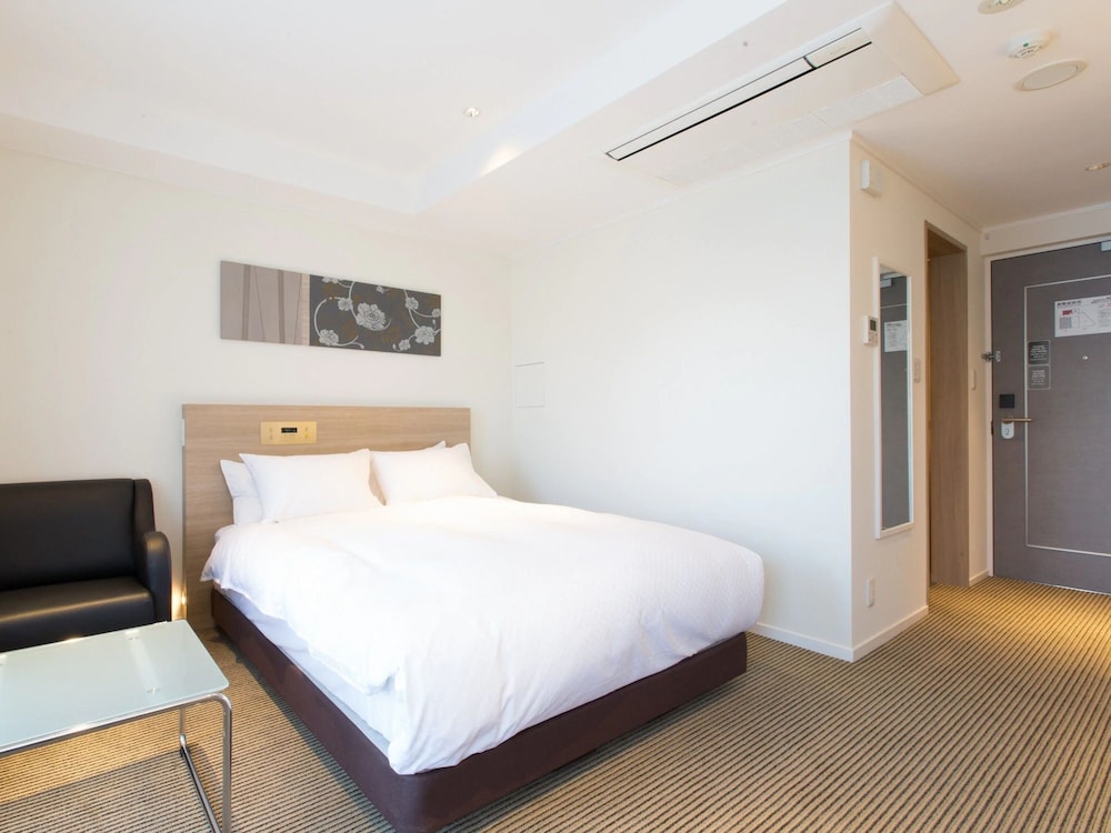 スーペリア ダブルルーム 客室2 | HOTEL 四季 靱公園