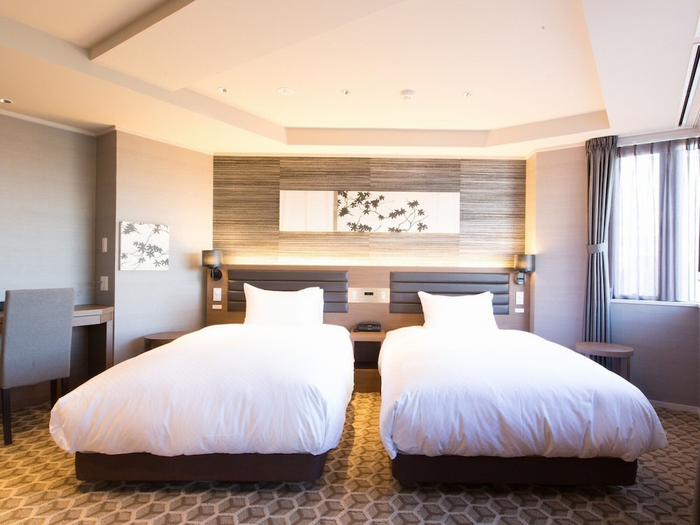 デラックスラージツインルーム 客室3 | HOTEL 四季 靱公園