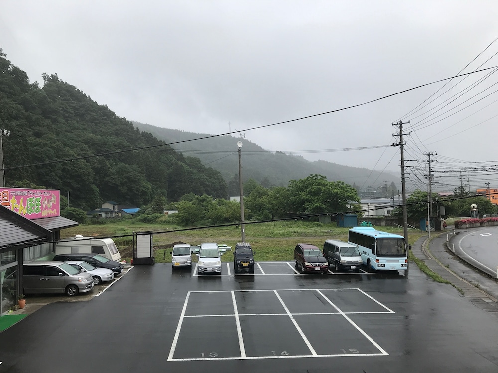 駐車場1 | 五湯ホテル