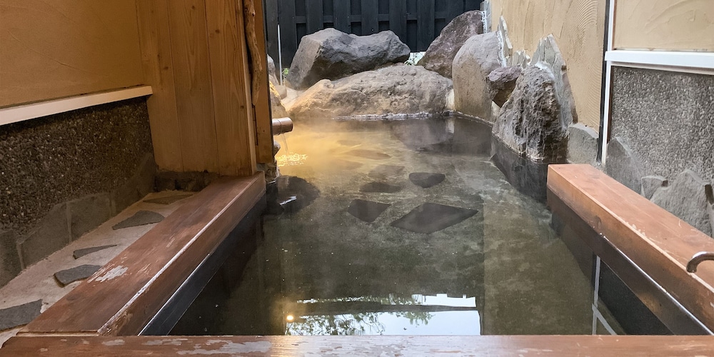 和洋室 露天風呂付離れ (無料WiFi完備) 禁煙 バスルーム0 | 別府旅宿 最乃幸