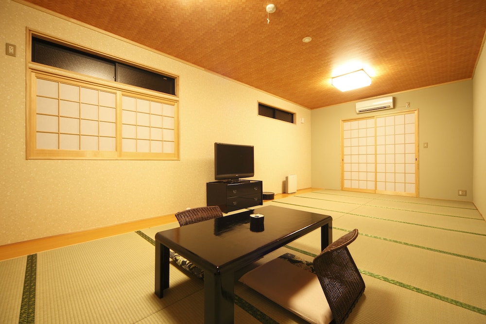 客室1 | 別府 海山 (kaizan)