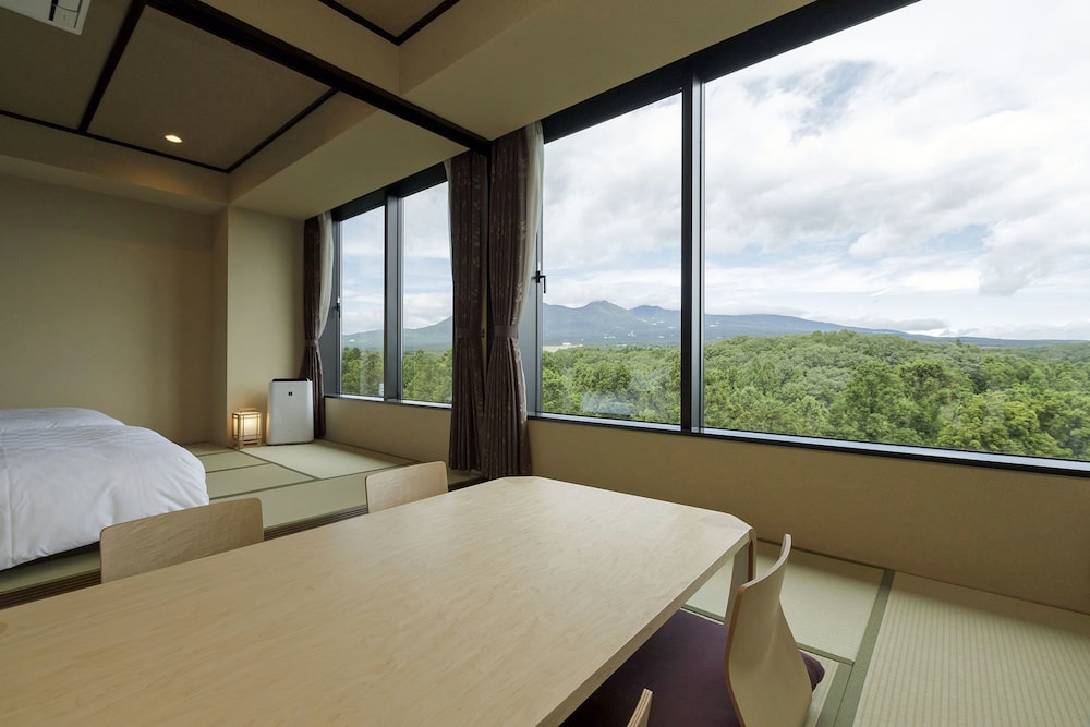 スーペリア和室 B 客室2 | ホテル 森の風 那須