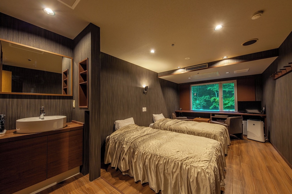 シティ ツインルーム シングルベッド 2 台 禁煙 | ホテルきむら