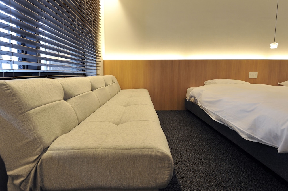 デラックス トリプルルーム 客室3 | FUGASTAY 四条大宮