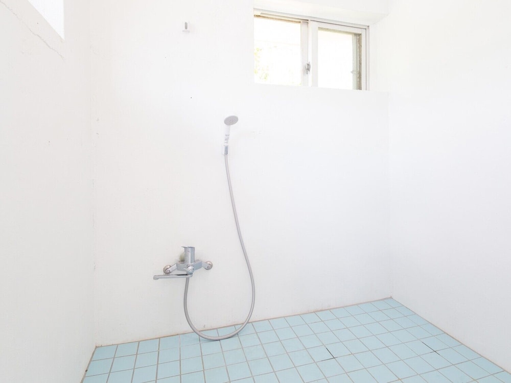 共同ドミトリー 客室2 | 石垣島サン・グリーンリゾートホテル