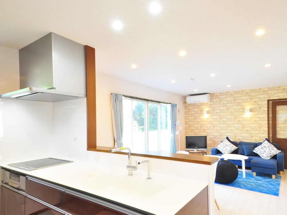 ダブルまたはツインルーム 客室3 | 石垣島サン・グリーンリゾートホテル