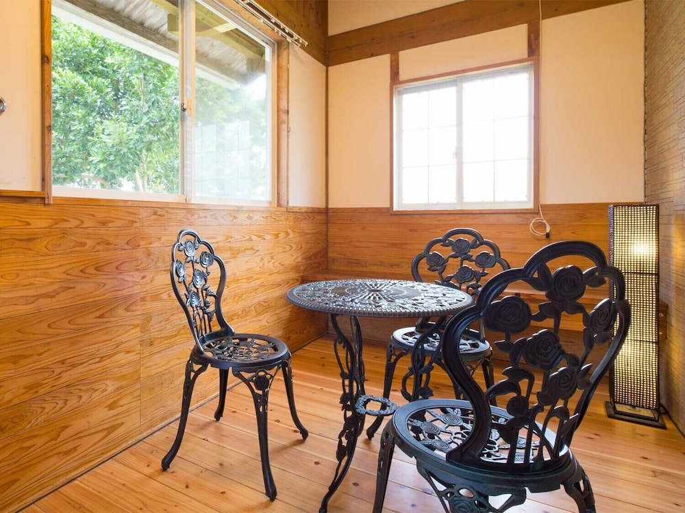 ツリーハウス 客室1 | 石垣島サン・グリーンリゾートホテル