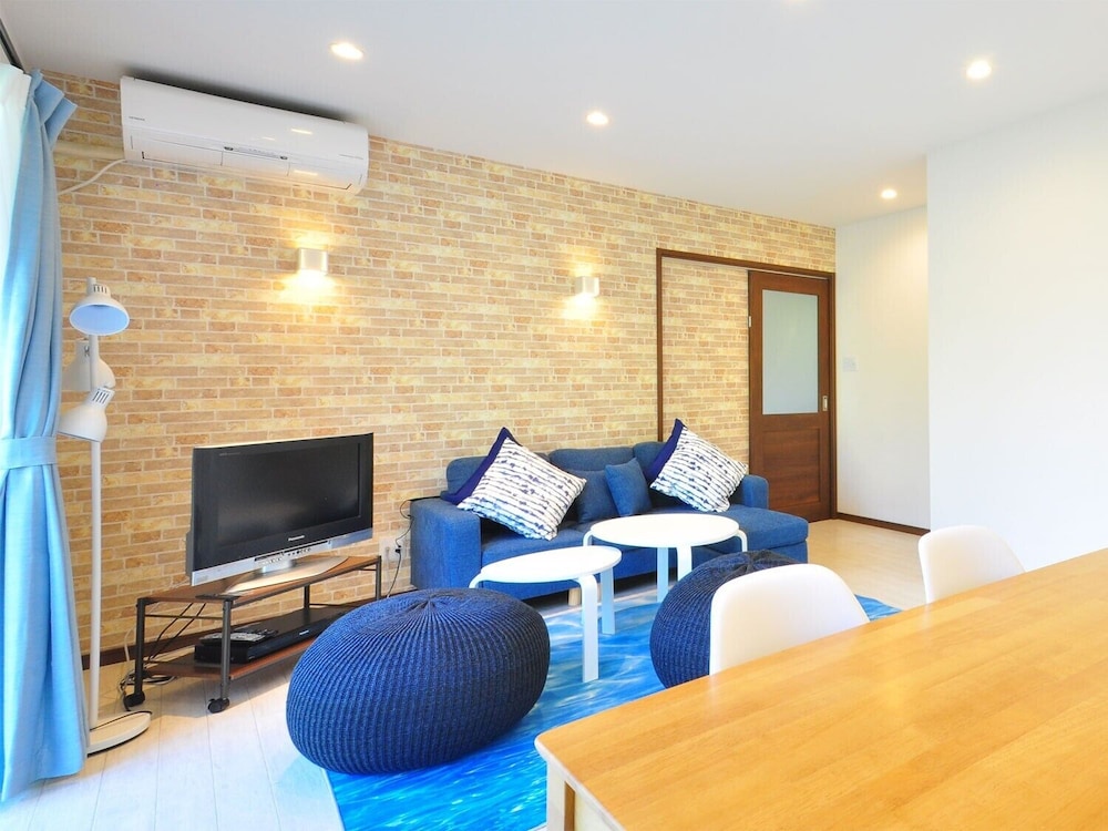 ダブルまたはツインルーム 客室2 | 石垣島サン・グリーンリゾートホテル