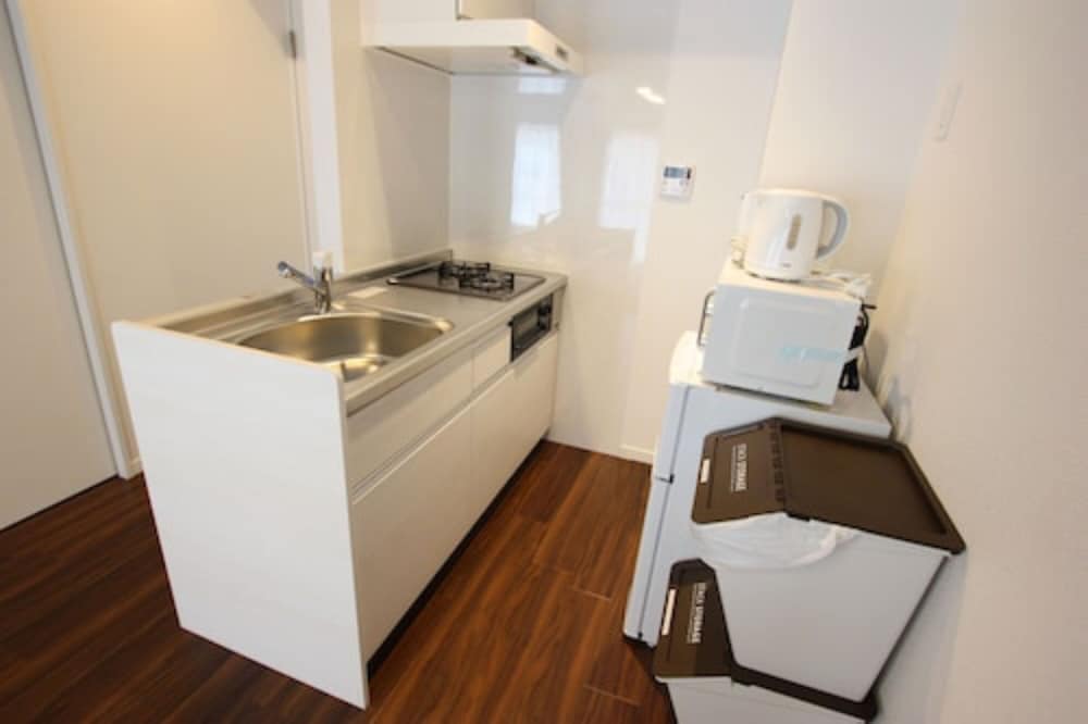 ツインルーム 2F/3F エレベーター無し 専用キッチン1 | フォレストイン天神南