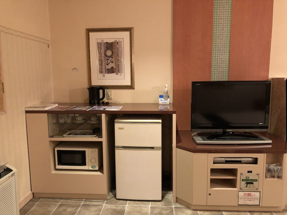 ベーシック ダブルルーム 喫煙可 (A) 客室の設備とサービス0 | ホテル ギャラクシー