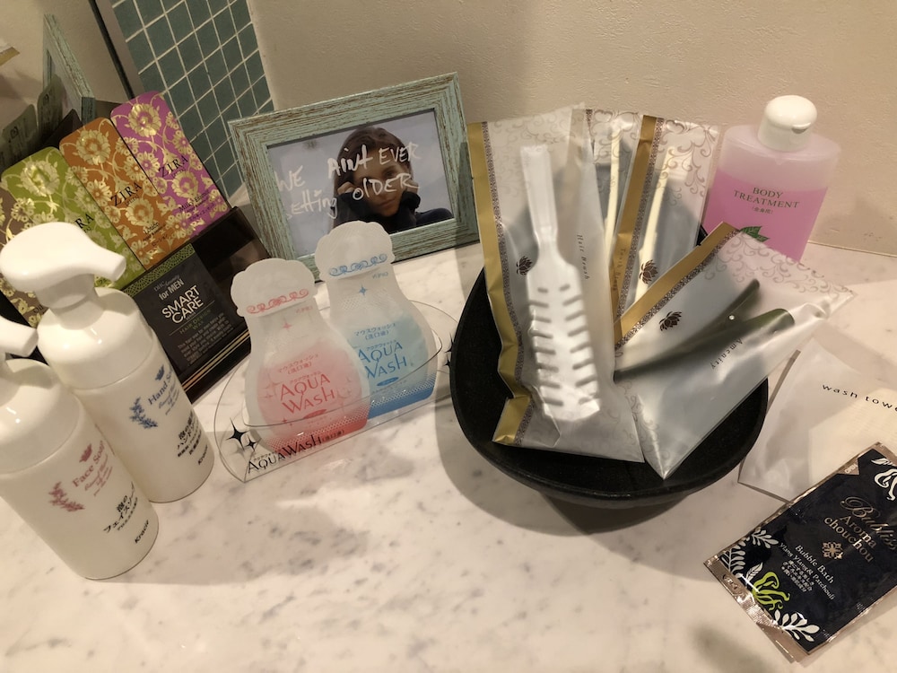 ベーシック ダブルルーム 喫煙可 (A) バスルームの設備0 | ホテル ギャラクシー