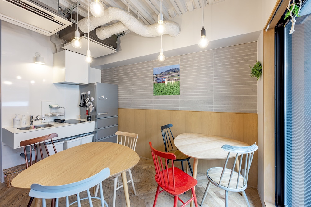 ダブルルーム 共用バスルーム 共用キッチン1 | Plat Hostel Keikyu Asakusa Station