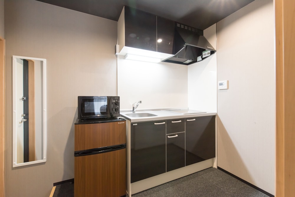スーペリア トリプルルーム 専用簡易キッチン1 | Stay SAKURA Kyoto 禅