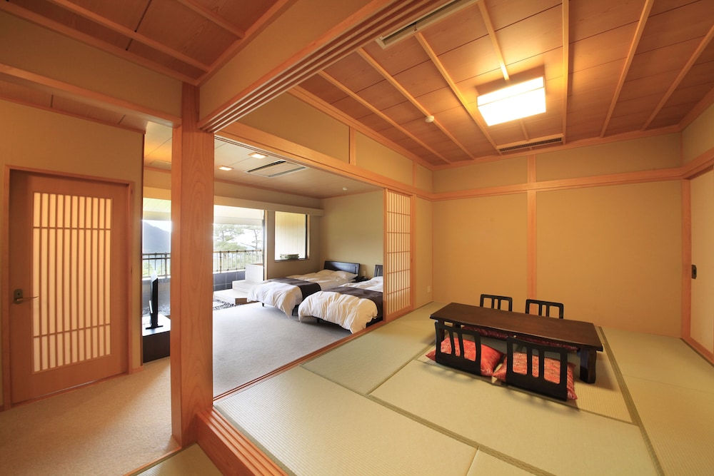 ラグジュアリー ルーム 専用バスルーム 客室2 | ゆとりろ庵