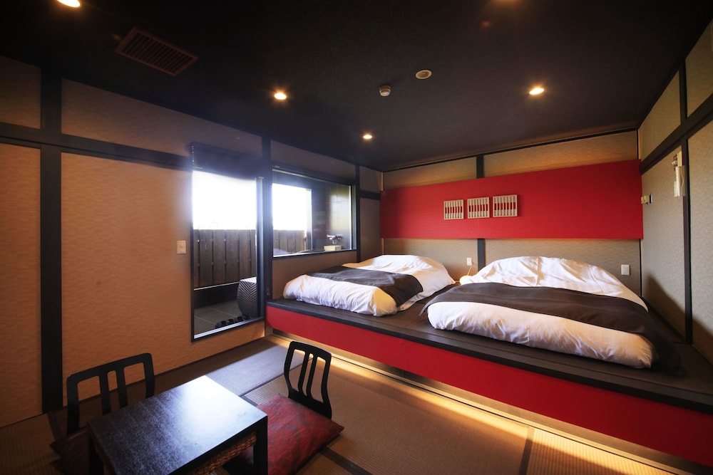 デラックス ルーム 専用バスルーム | ゆとりろ庵