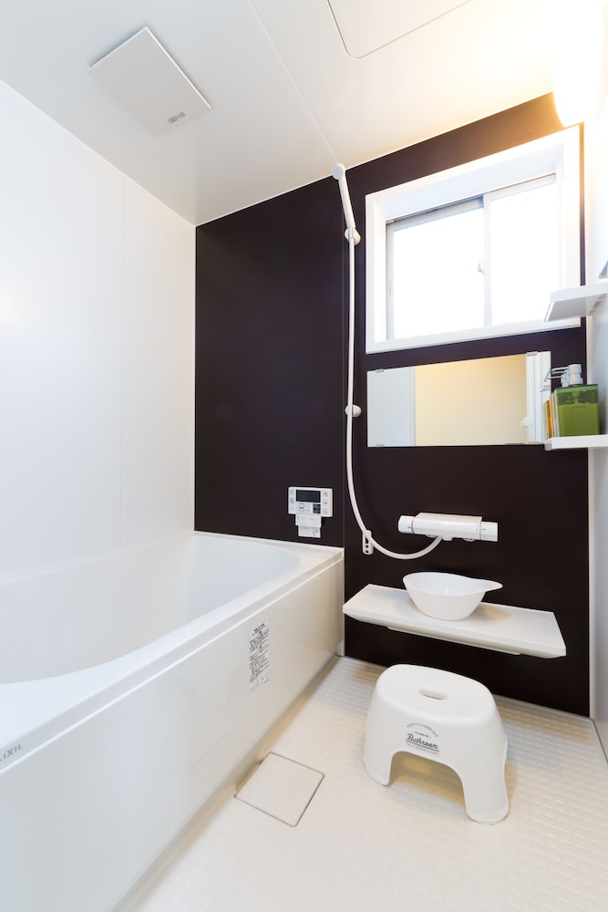 ファミリー ルーム バスルーム0 | 京の町白鳳