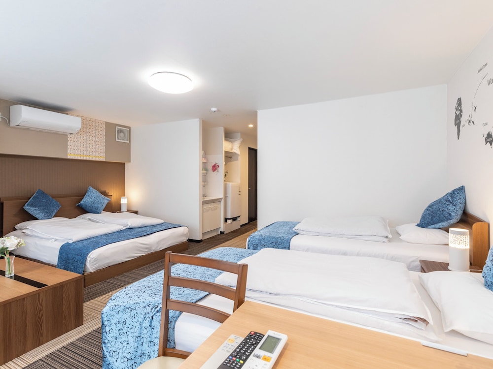 [禁煙] ファミリールーム 6名 客室3 | Tabist 桜川リバーサイドホテル