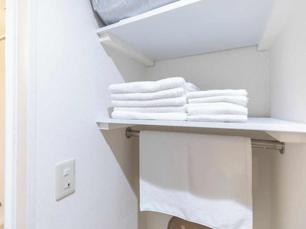 [禁煙] ファミリールーム 6名 客室10 | Tabist 桜川リバーサイドホテル