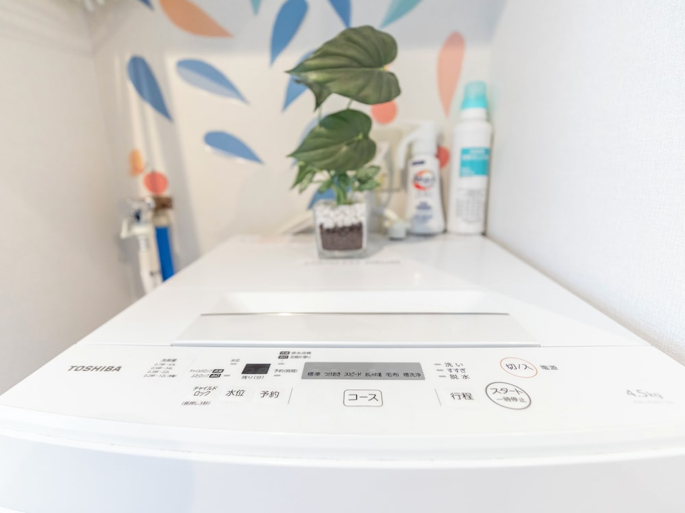 [禁煙] ファミリールーム 6名 ランドリー0 | Tabist 桜川リバーサイドホテル