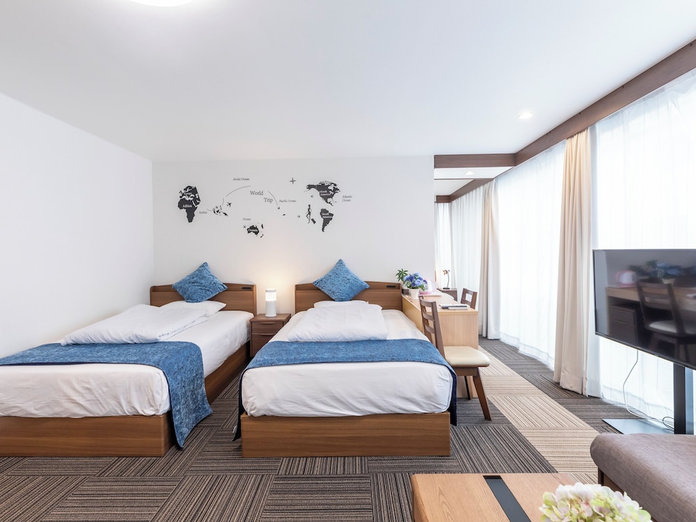 [禁煙] ファミリールーム 6名 客室5 | Tabist 桜川リバーサイドホテル