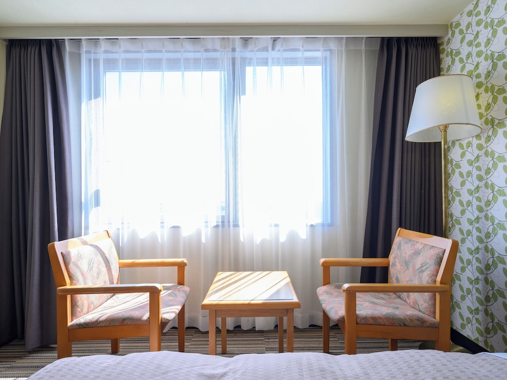 ツインルーム 禁煙 客室3 | ホテルグリーンパーク鈴鹿