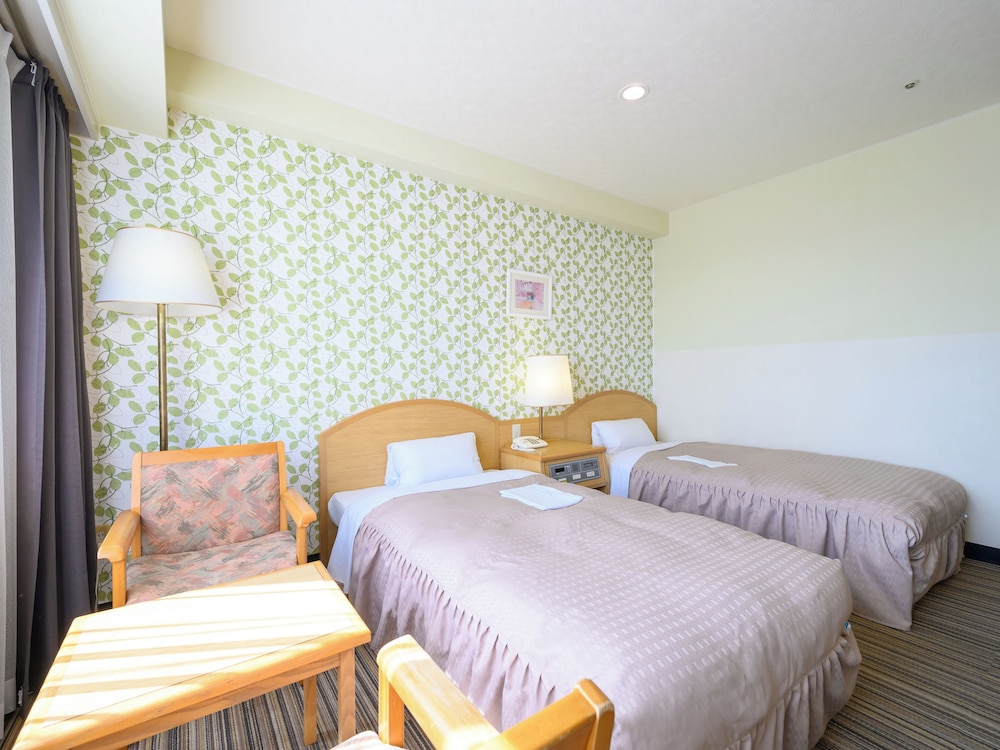 ツインルーム 禁煙 客室2 | ホテルグリーンパーク鈴鹿