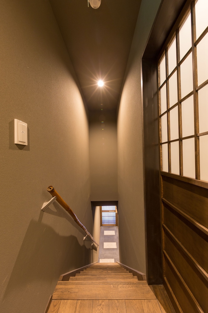 階段1 | SEN 東寺・魚美津