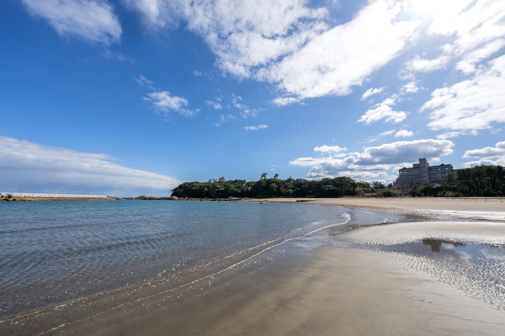 スタンダード ツインルーム シングルベッド 2 台 禁煙 オーシャンビュー ビーチ / オーシャン ビュー0 | ホテルヴィラ・くにさき