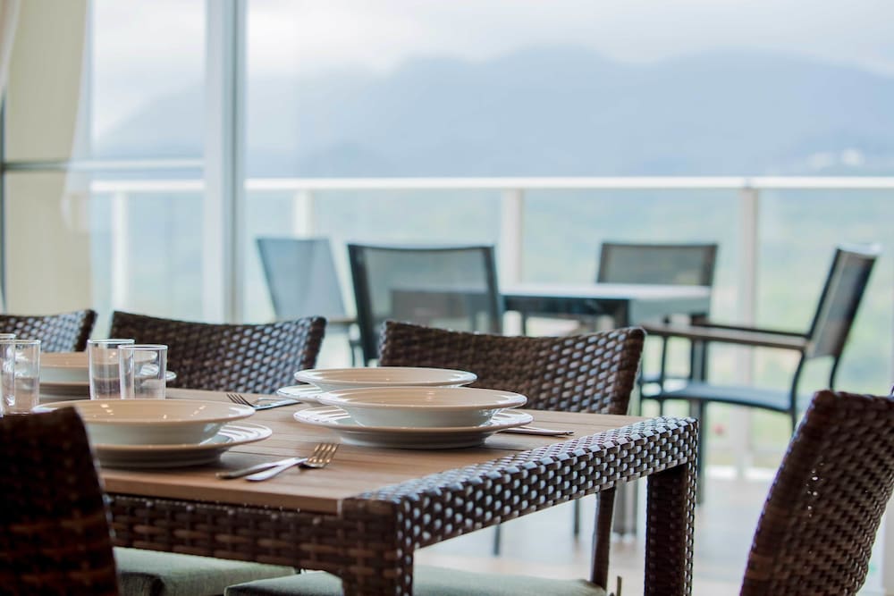 モデレートルーム 定員1-4名 | リエッタ中山