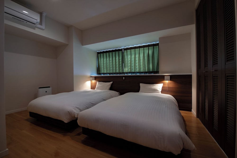 コーナーテラスルーム 定員1-4名 客室3 | リエッタ中山