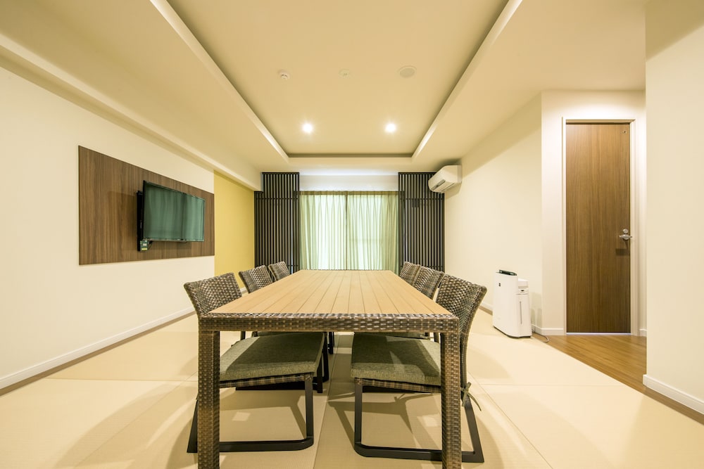 モデレートルーム 定員1-4名 リビング エリア0 | リエッタ中山