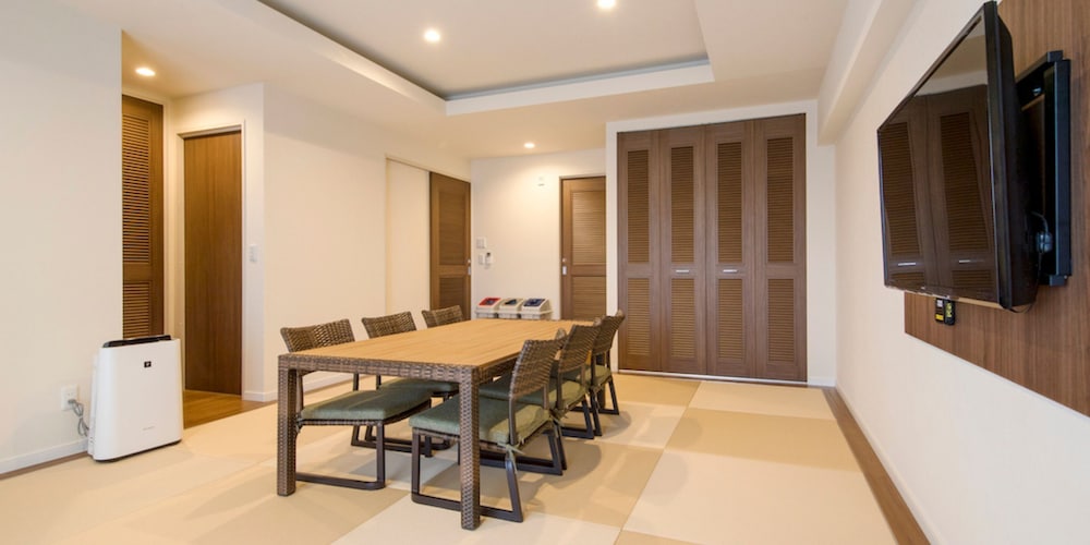 モデレートルーム 定員1-4名 リビング エリア0 | リエッタ中山