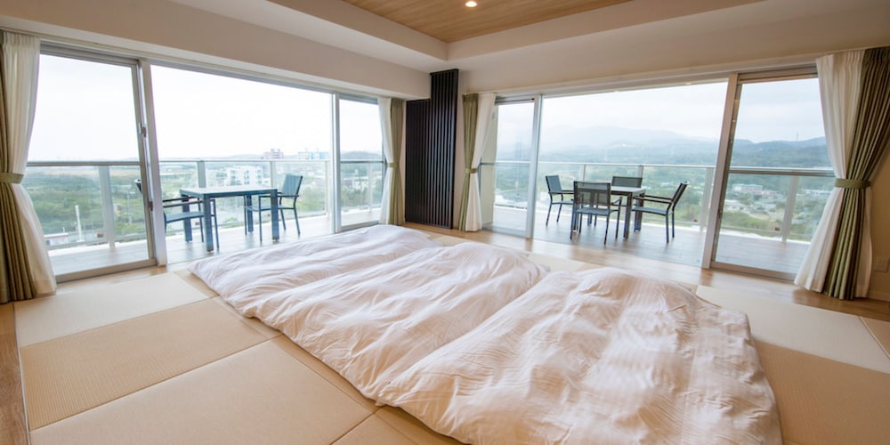 コーナーテラスルーム 定員1-4名 客室3 | リエッタ中山