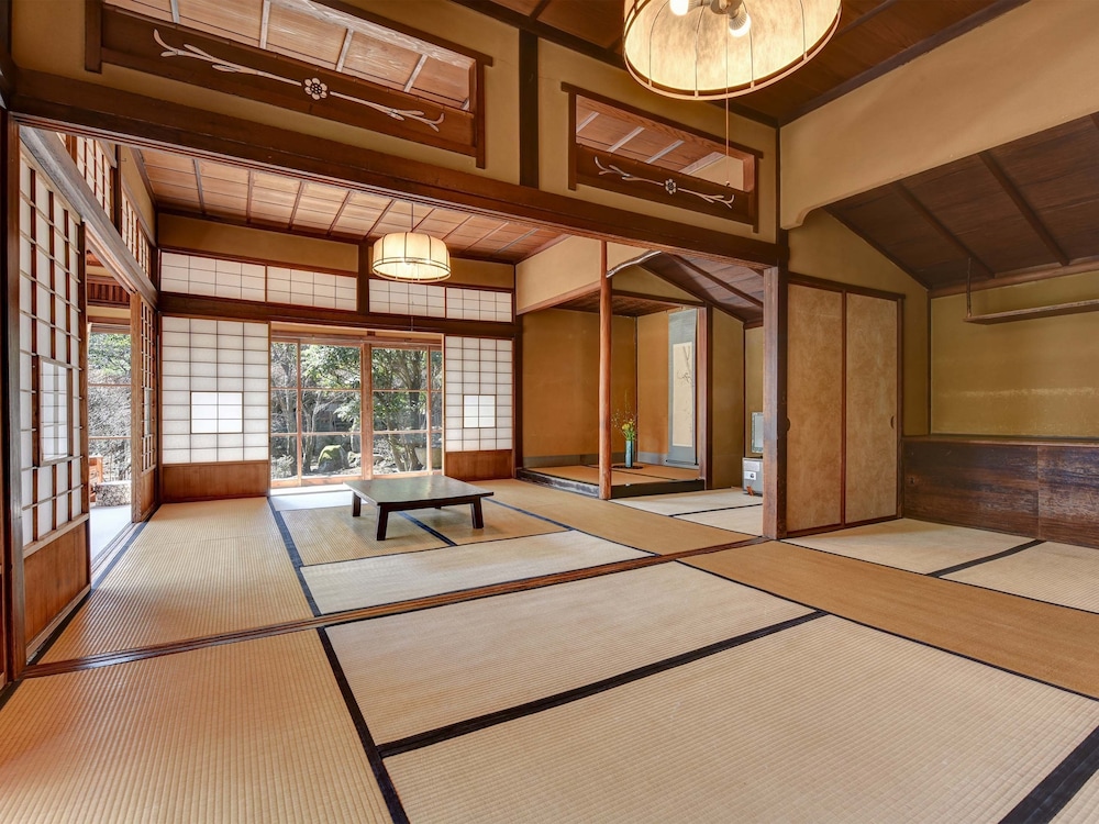 別荘 客室18 | 長多喜