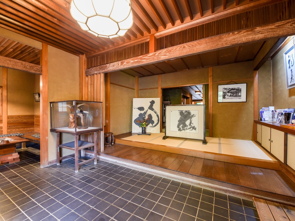 ロビーラウンジ1 | 長多喜