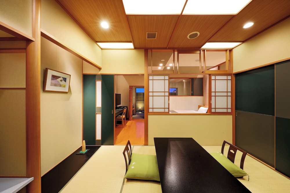 デラックス ルーム 禁煙 専用バスルーム レストラン食 | 皆生松月