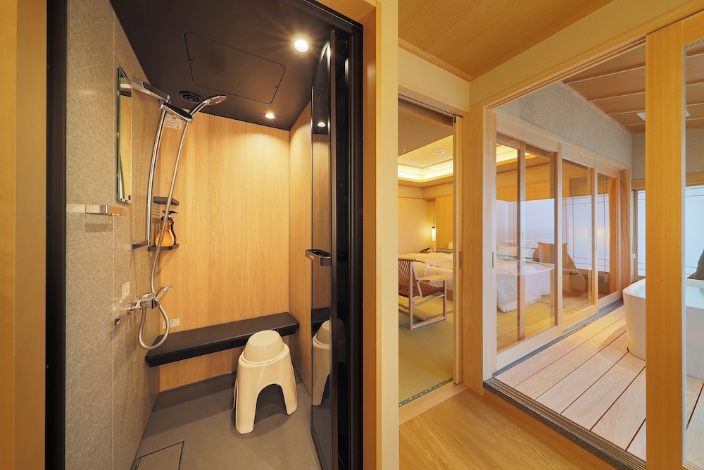 オーシャンビュー客室 バスルーム1 | 皆生松月