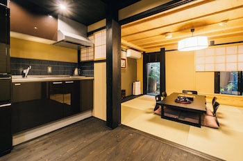 美盧八条源町邸