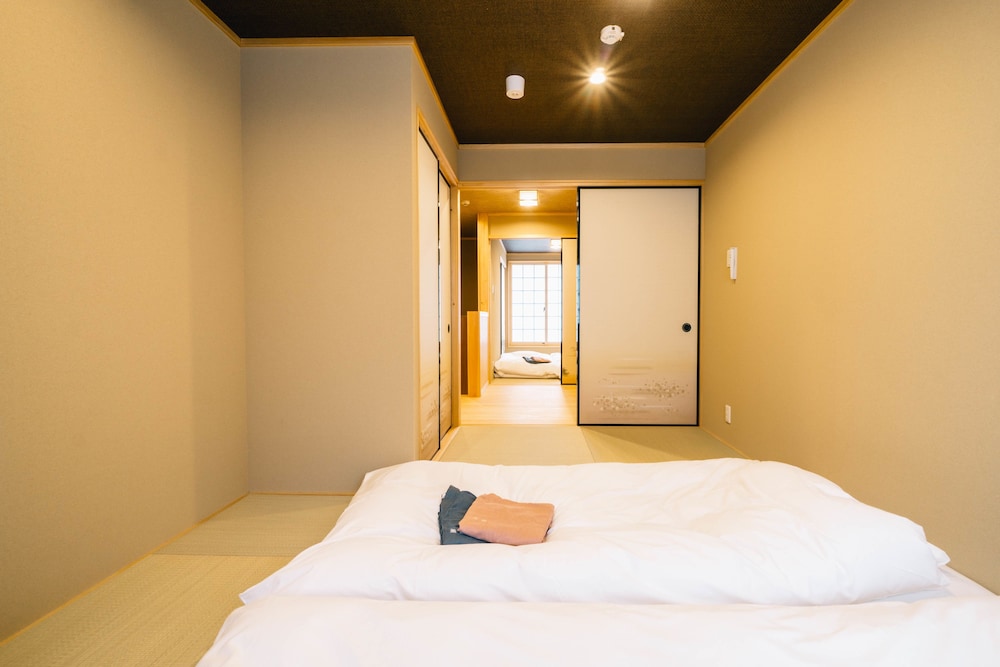 京町家一棟貸し 客室4 | 美盧四条西院邸