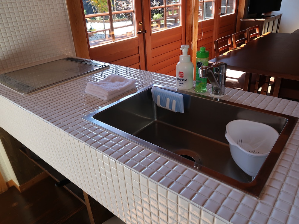 Private Villa with Open-Air Bath (117sqm), Non Smoking 専用キッチン1 | 蔵の宿松屋