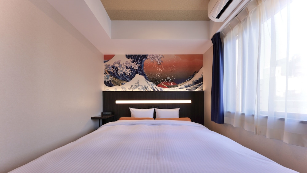 スタンダード ダブルルーム 禁煙 | 黒門クリスタルホテル