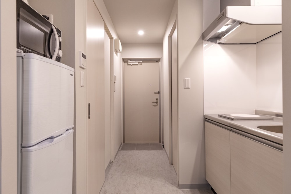 ダブルルーム 客室3 | Mr.KINJO エミネンス inn 牧志